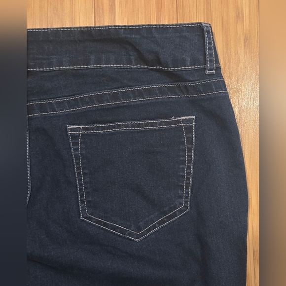 Maurices Women's Skinny Jeans - Picture 7 of 7